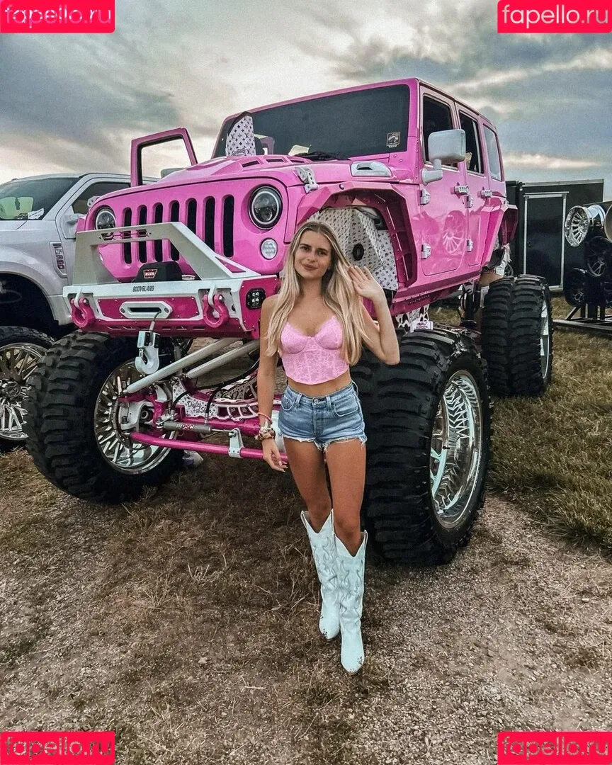Barbiejeepgirl Onlyfans Photo Gallery 