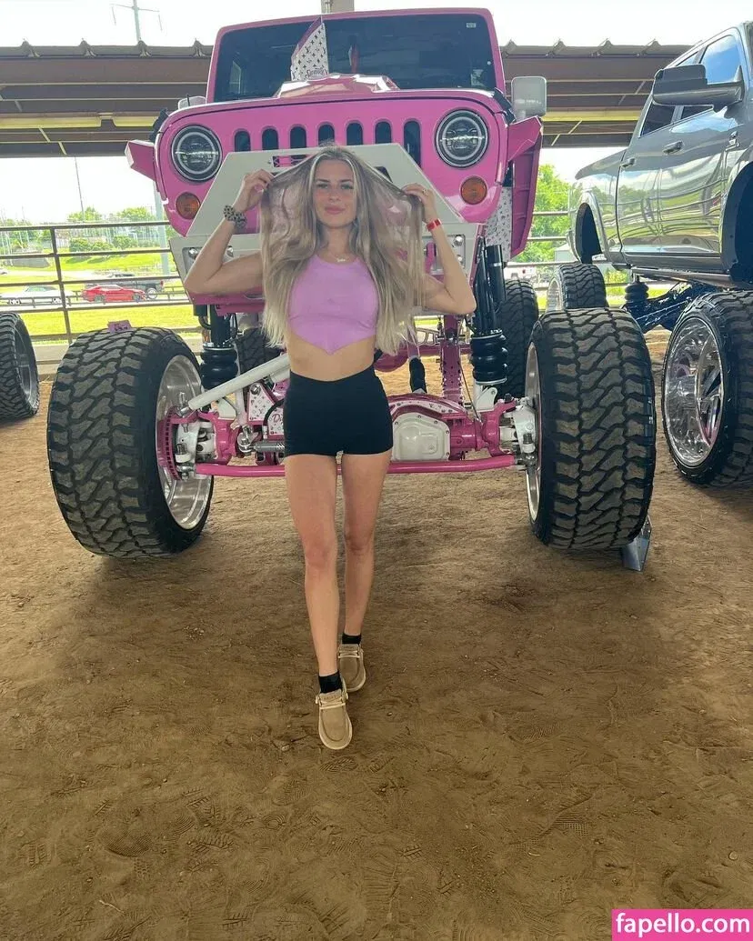 Barbiejeepgirl Onlyfans Photo Gallery 