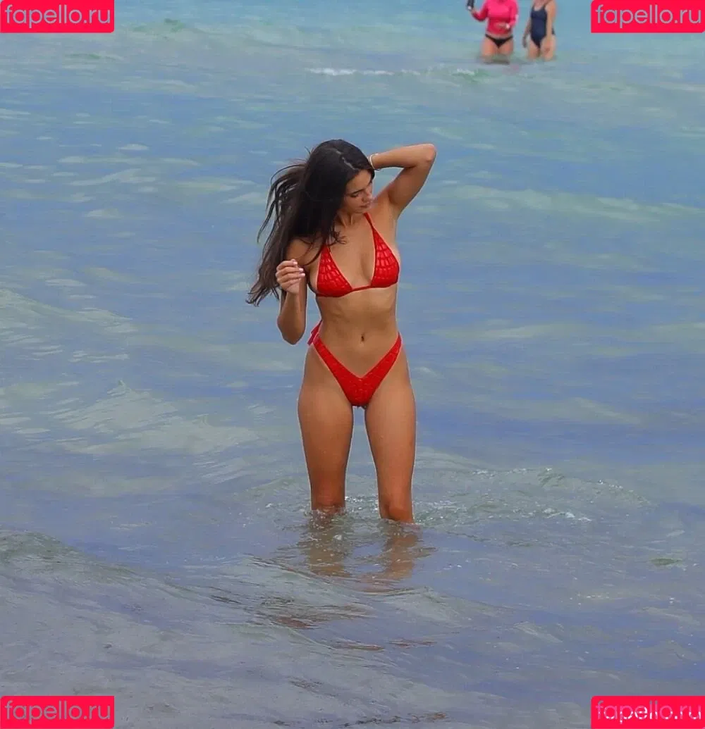 Tao Wickrath Onlyfans Photo Gallery 