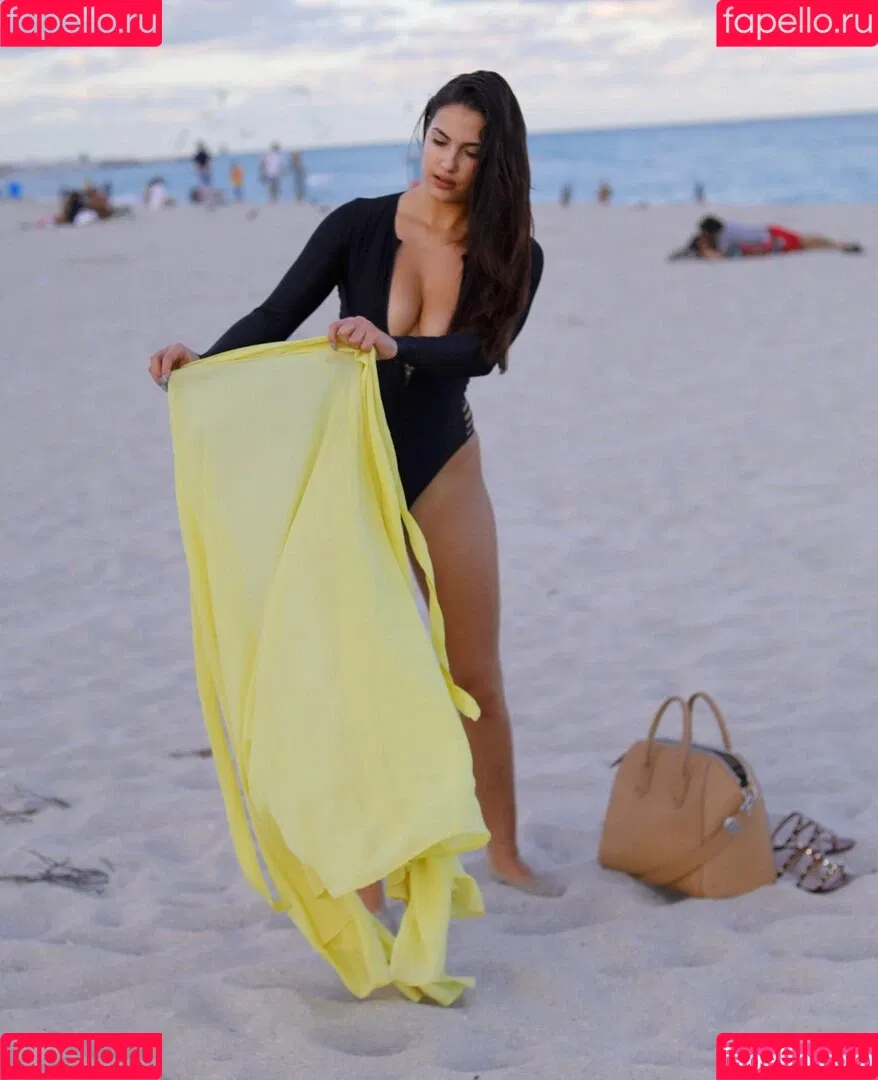 Tao Wickrath Onlyfans Photo Gallery 