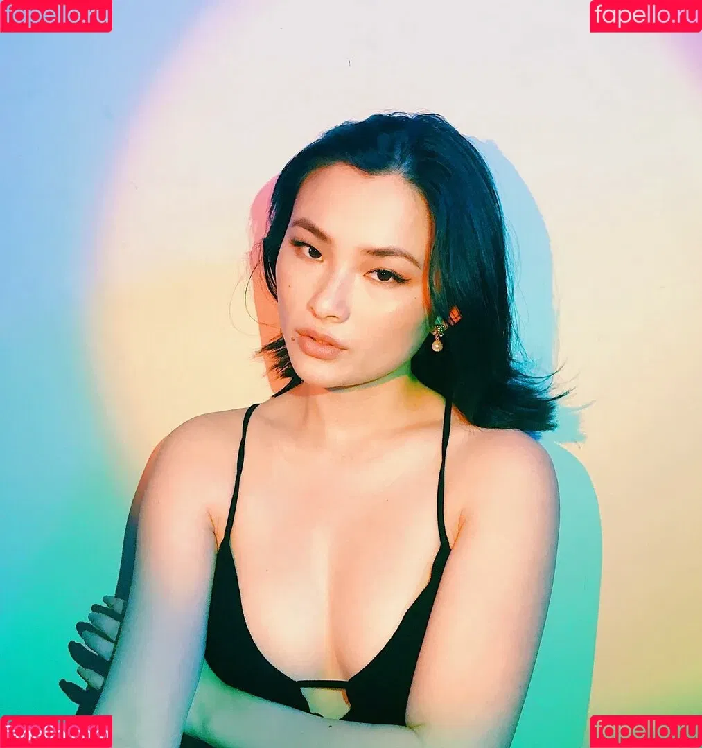 Liana Chau / liana_del_rey Onlyfans Photo Gallery 