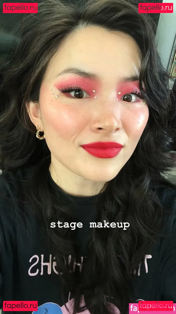 Liana Chau / liana_del_rey Onlyfans Photo Gallery 