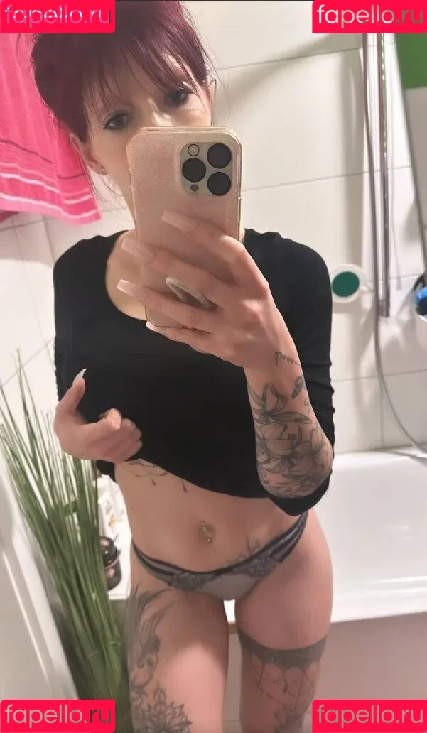 Nicole Anna Onlyfans Photo Gallery 