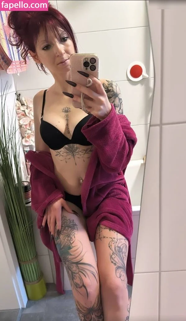 Nicole Anna Onlyfans Photo Gallery 