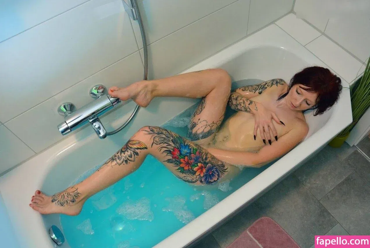 Nicole Anna Onlyfans Photo Gallery 