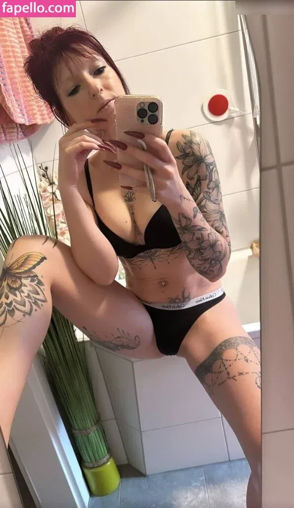 Nicole Anna Onlyfans Photo Gallery 