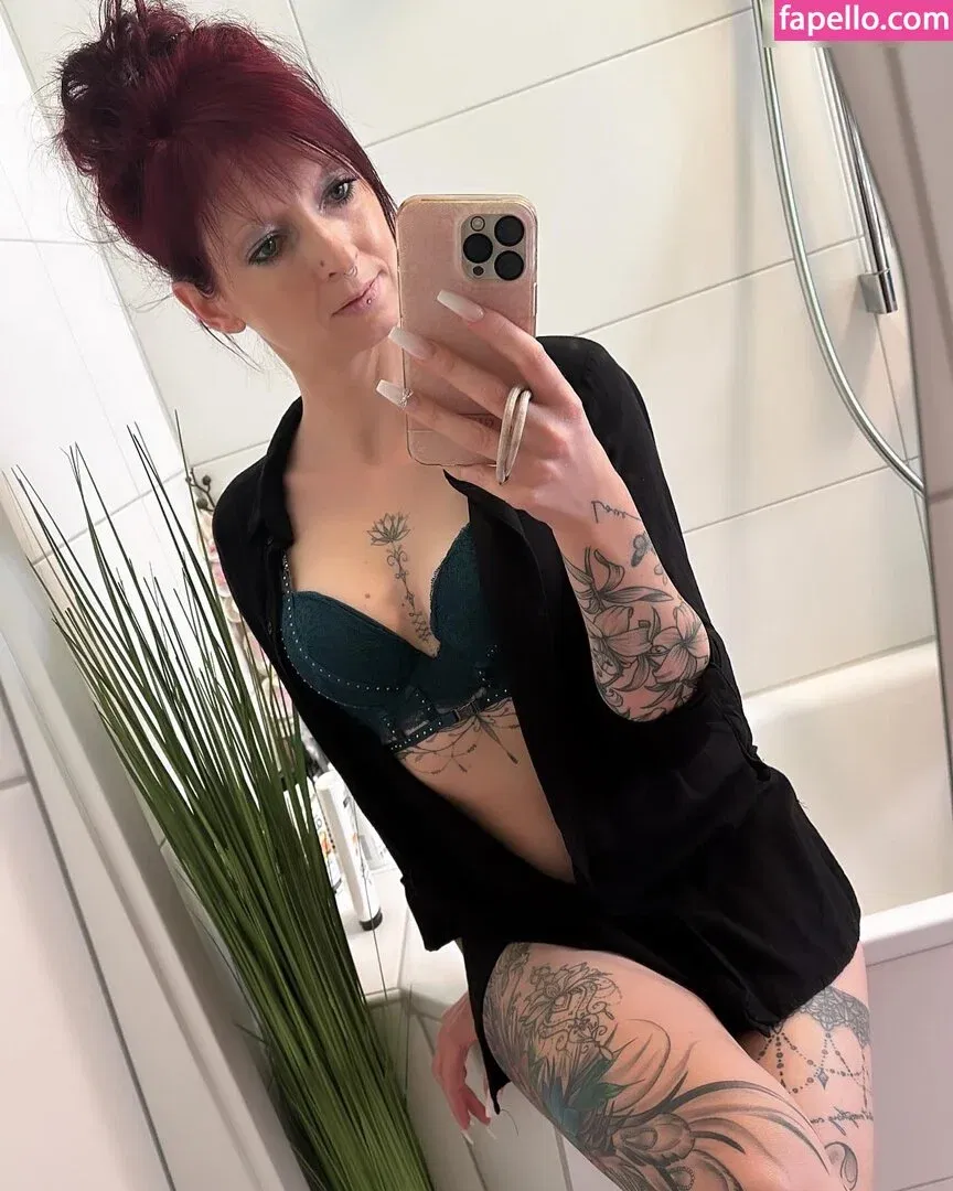 Nicole Anna Onlyfans Photo Gallery 