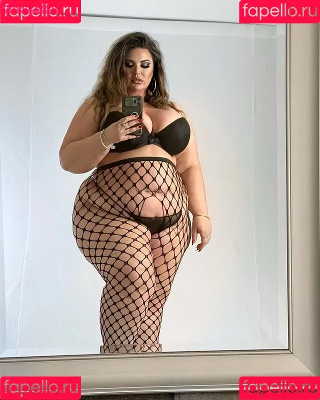 Yazmin Fox Onlyfans Photo Gallery 