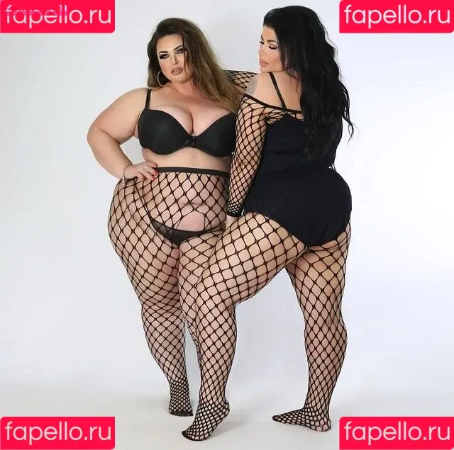 Yazmin Fox Onlyfans Photo Gallery 