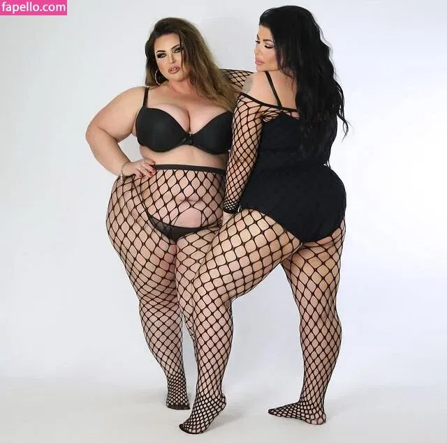 Yazmin Fox Onlyfans Photo Gallery 