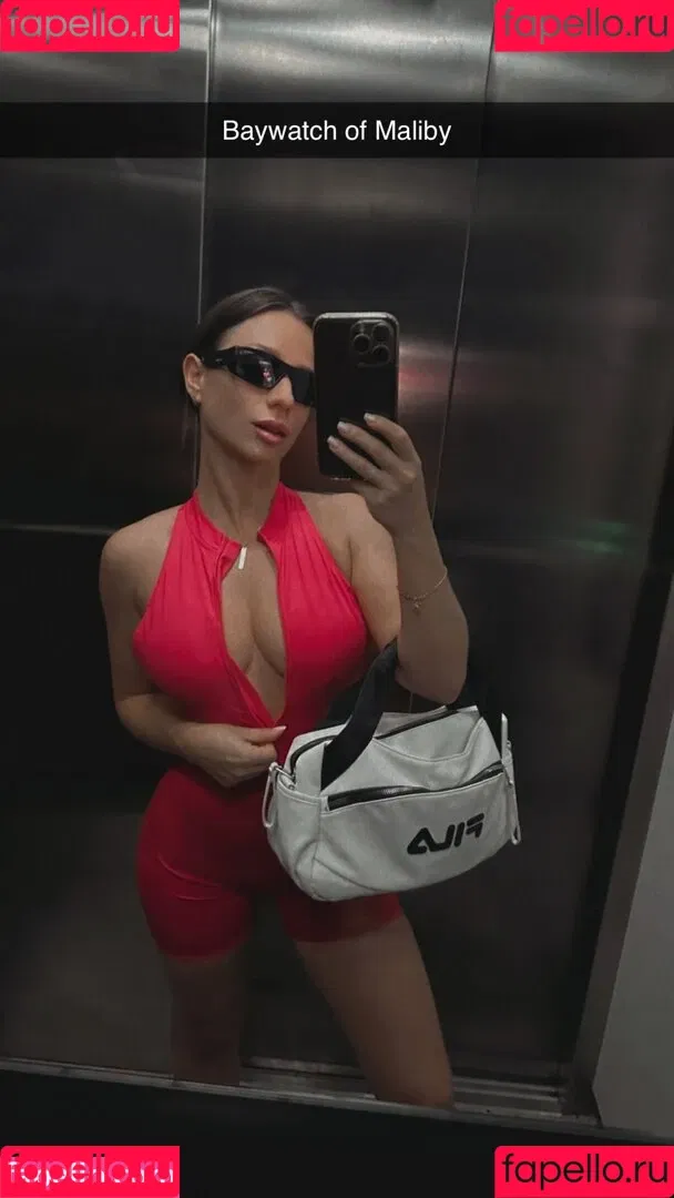 SweetTits20 Onlyfans Photo Gallery 