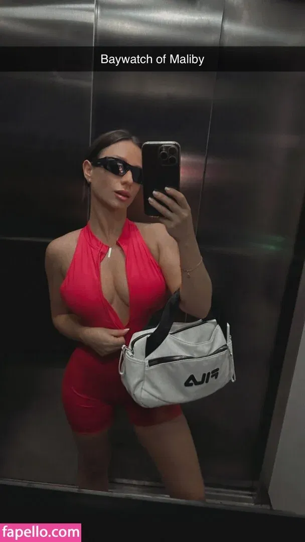 SweetTits20 Onlyfans Photo Gallery 