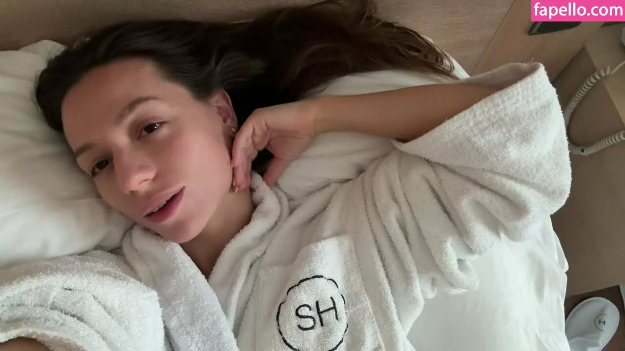 SweetTits20 Onlyfans Photo Gallery 