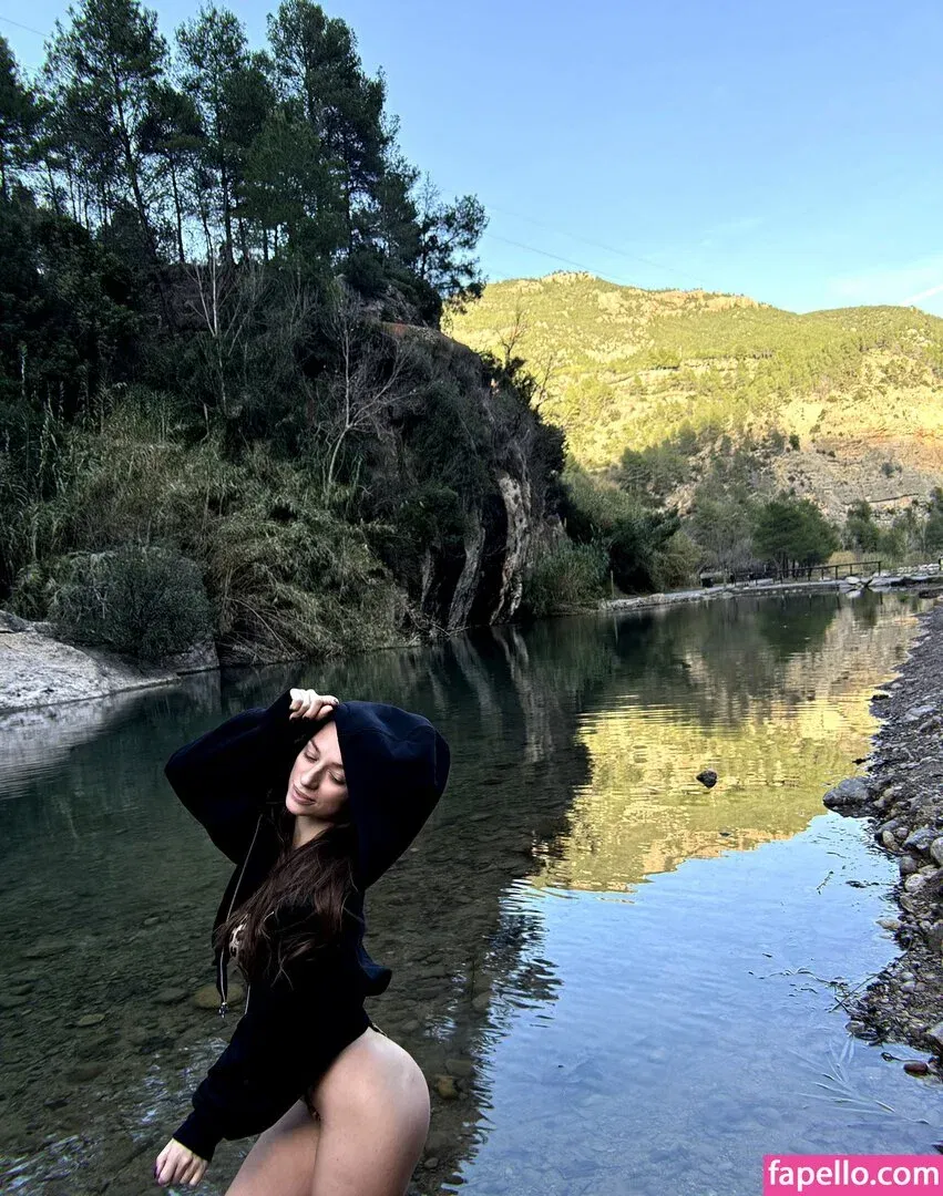 SweetTits20 Onlyfans Photo Gallery 