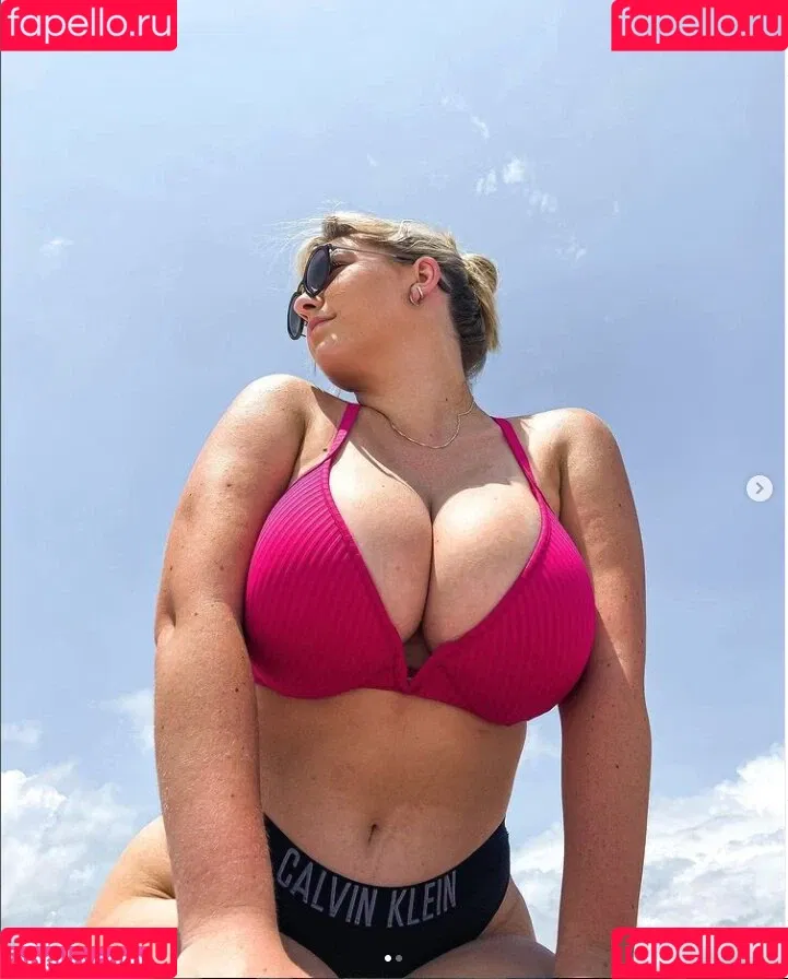 seerahb2 Onlyfans Photo Gallery 