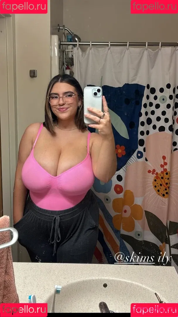 seerahb2 Onlyfans Photo Gallery 