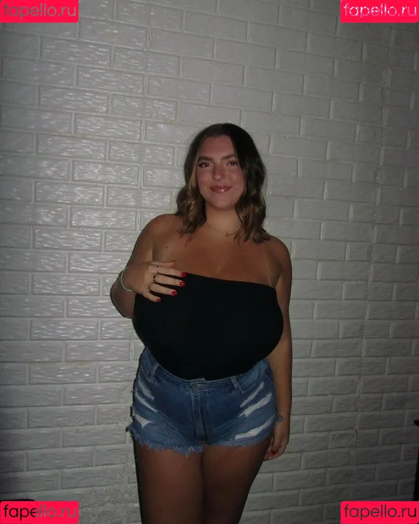 seerahb2 Onlyfans Photo Gallery 