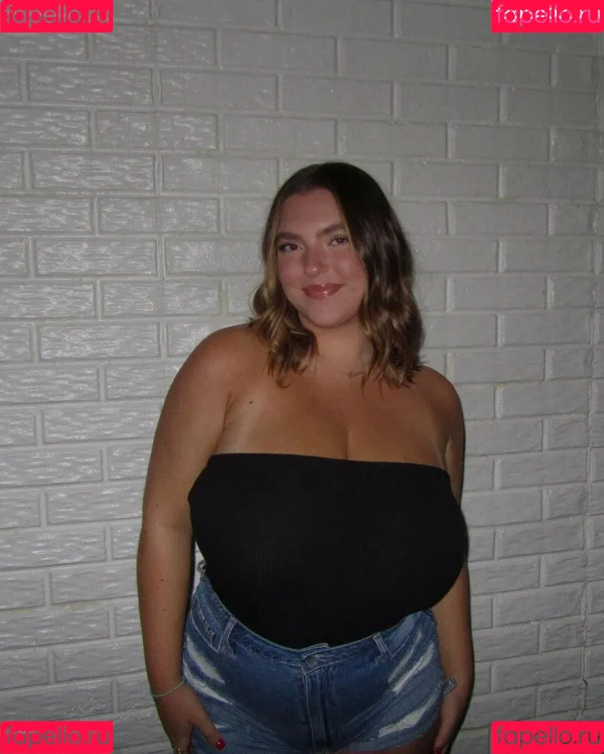 seerahb2 Onlyfans Photo Gallery 