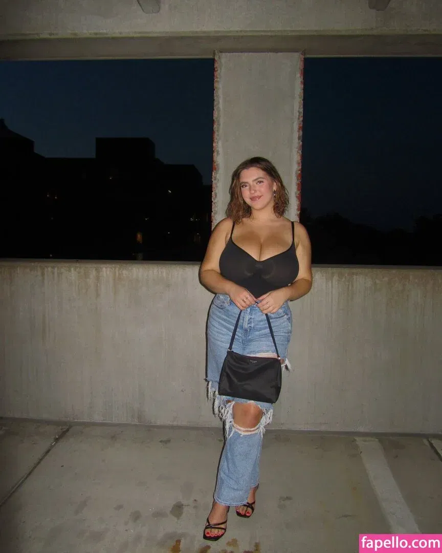 seerahb2 Onlyfans Photo Gallery 