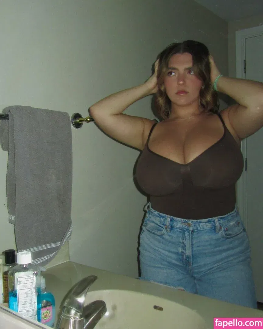 seerahb2 Onlyfans Photo Gallery 