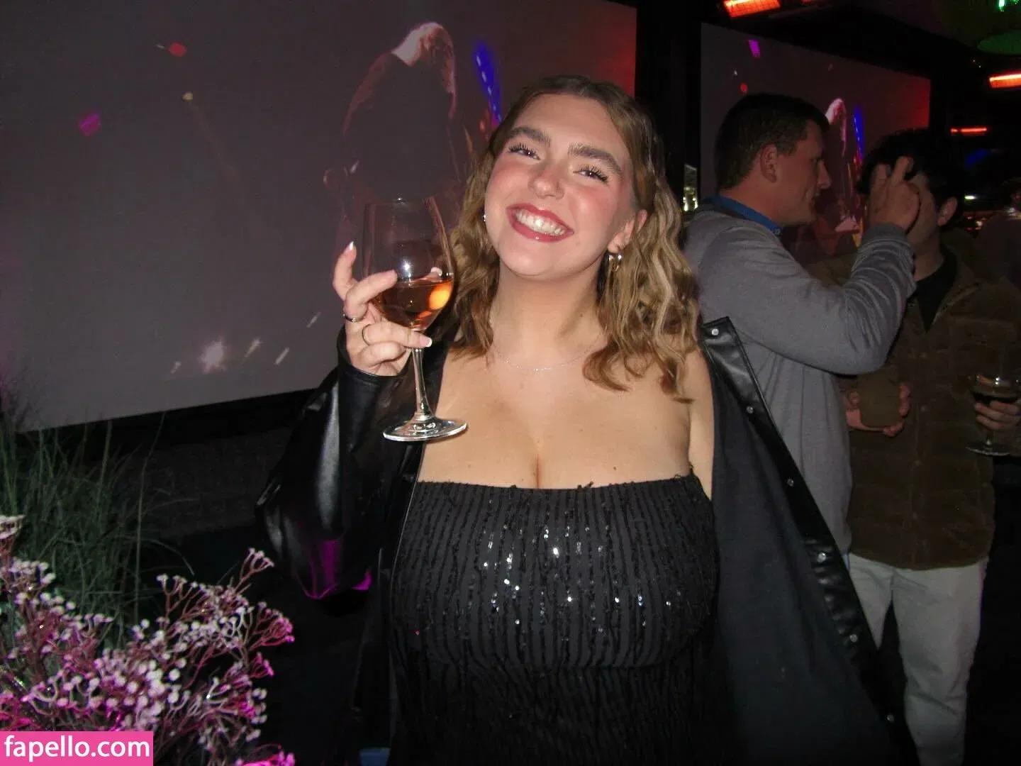 seerahb2 Onlyfans Photo Gallery 