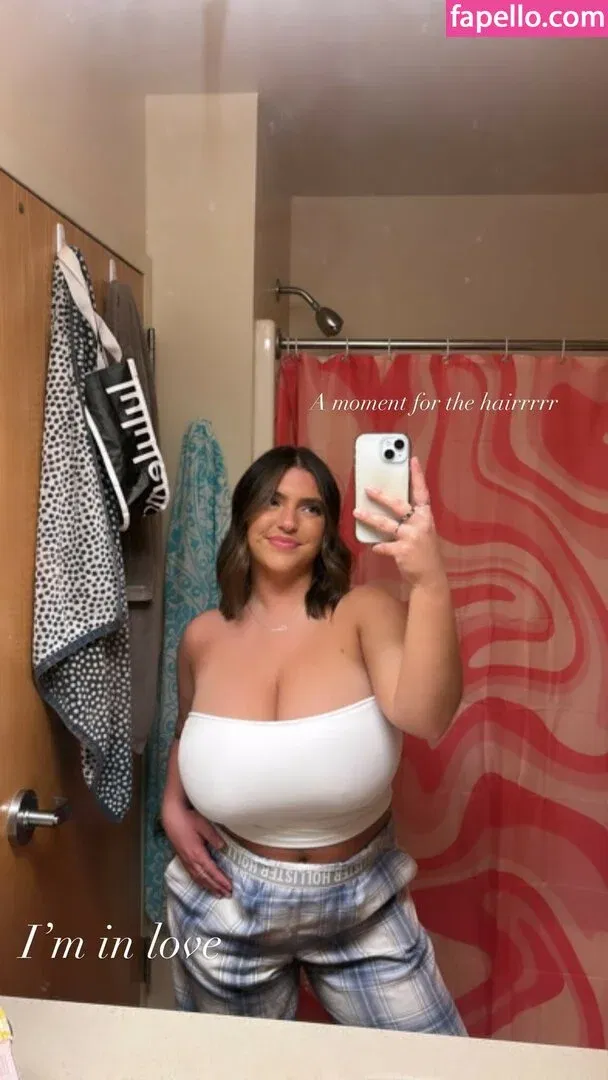 seerahb2 Onlyfans Photo Gallery 