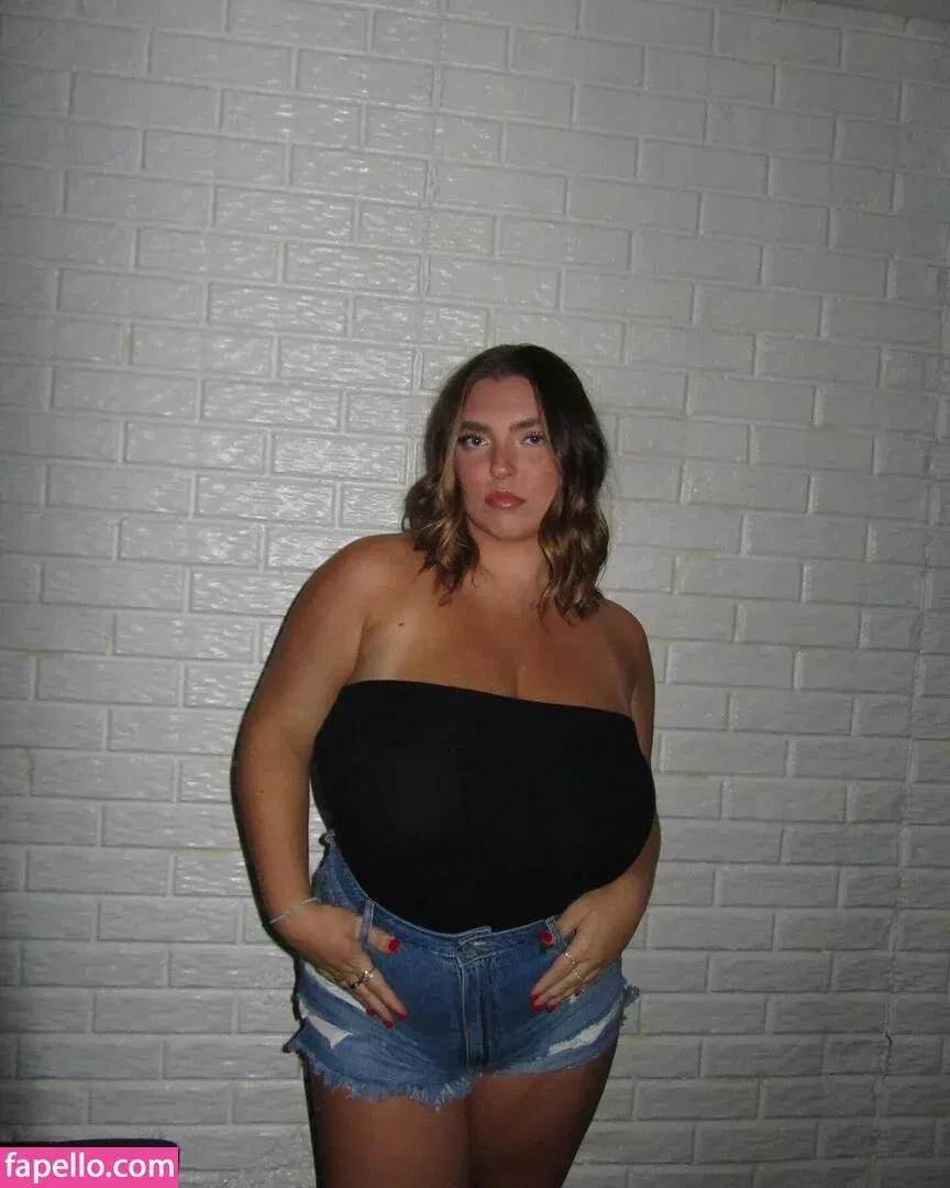 seerahb2 Onlyfans Photo Gallery 