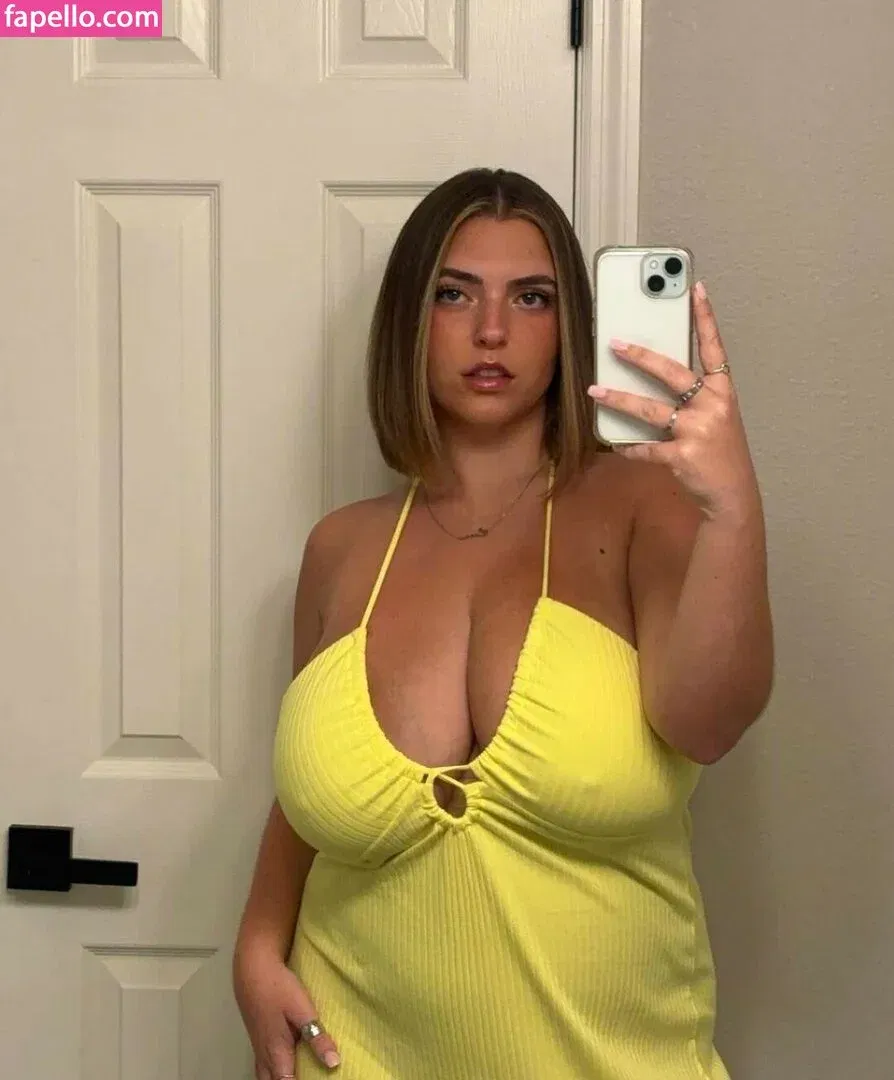 seerahb2 Onlyfans Photo Gallery 