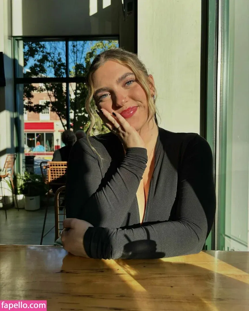 seerahb2 Onlyfans Photo Gallery 