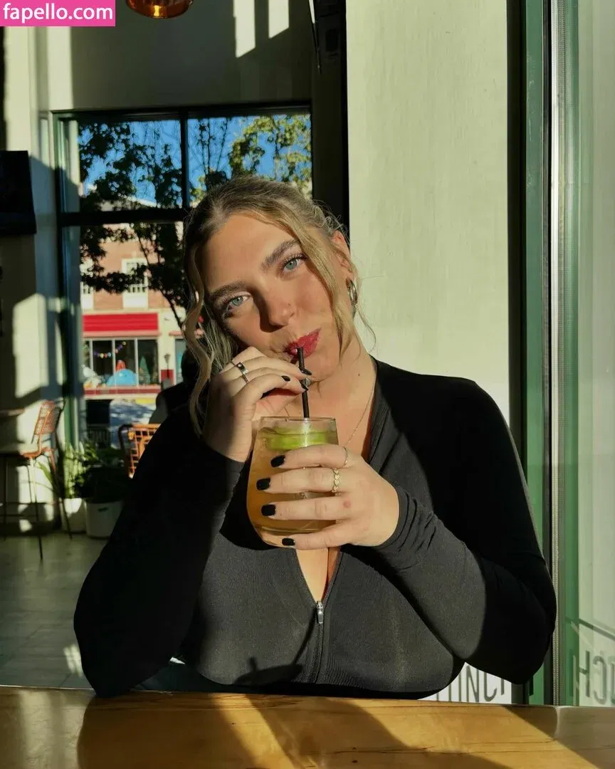 seerahb2 Onlyfans Photo Gallery 