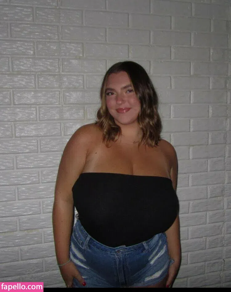 seerahb2 Onlyfans Photo Gallery 