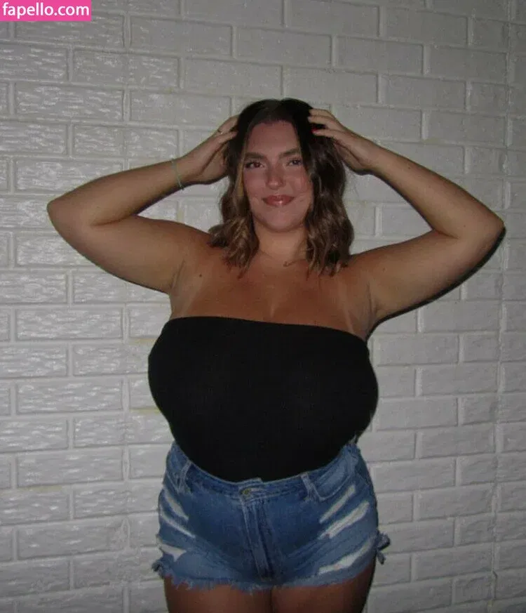 seerahb2 Onlyfans Photo Gallery 