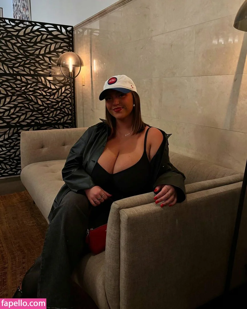 seerahb2 Onlyfans Photo Gallery 