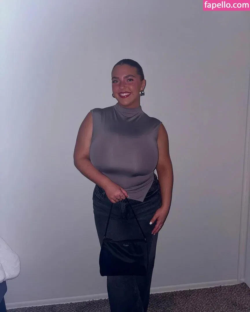 seerahb2 Onlyfans Photo Gallery 