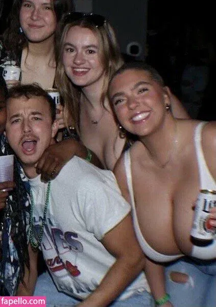 seerahb2 Onlyfans Photo Gallery 