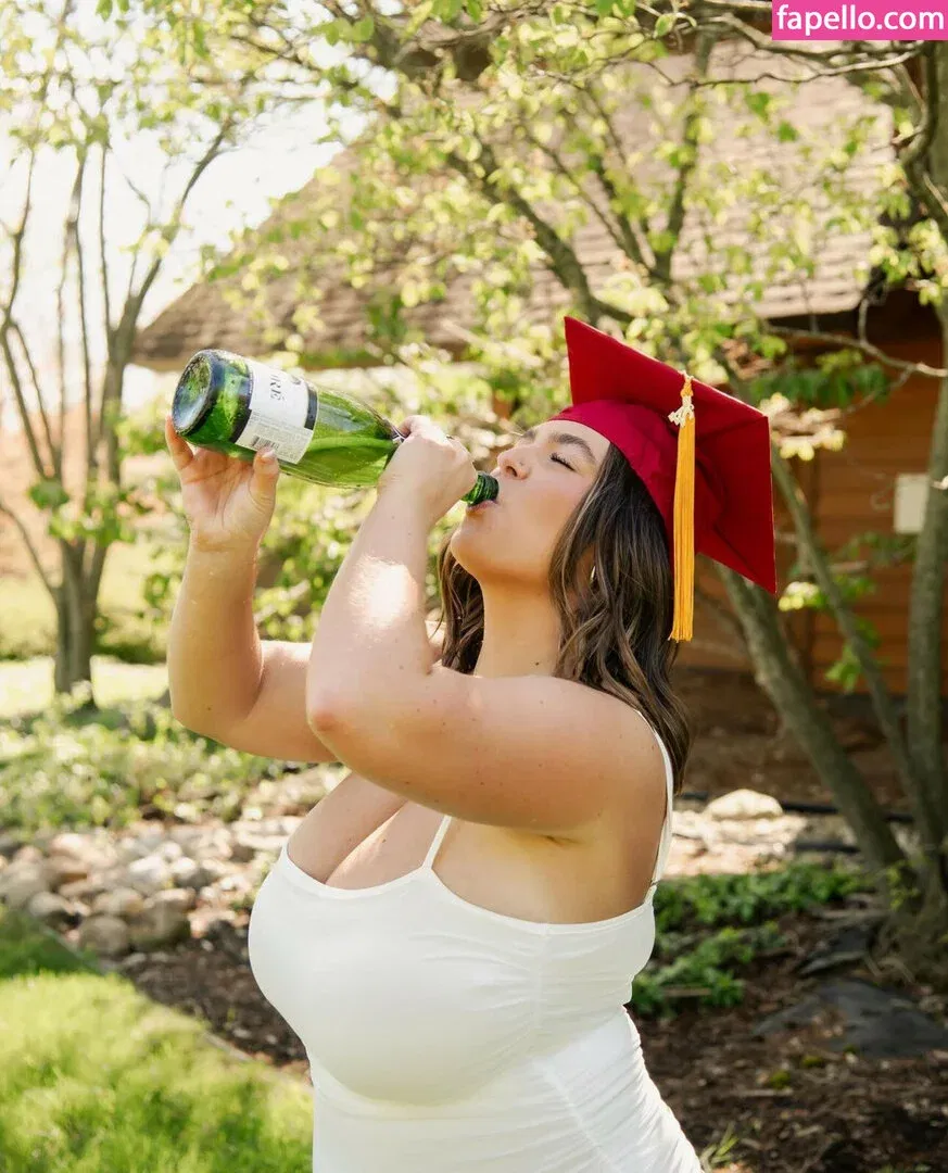 seerahb2 Onlyfans Photo Gallery 