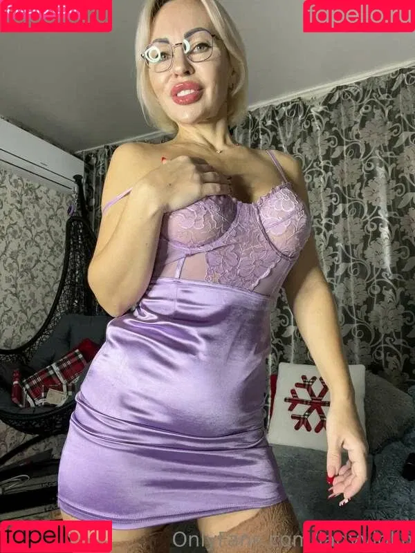 Nessi The Violinist Onlyfans Photo Gallery 