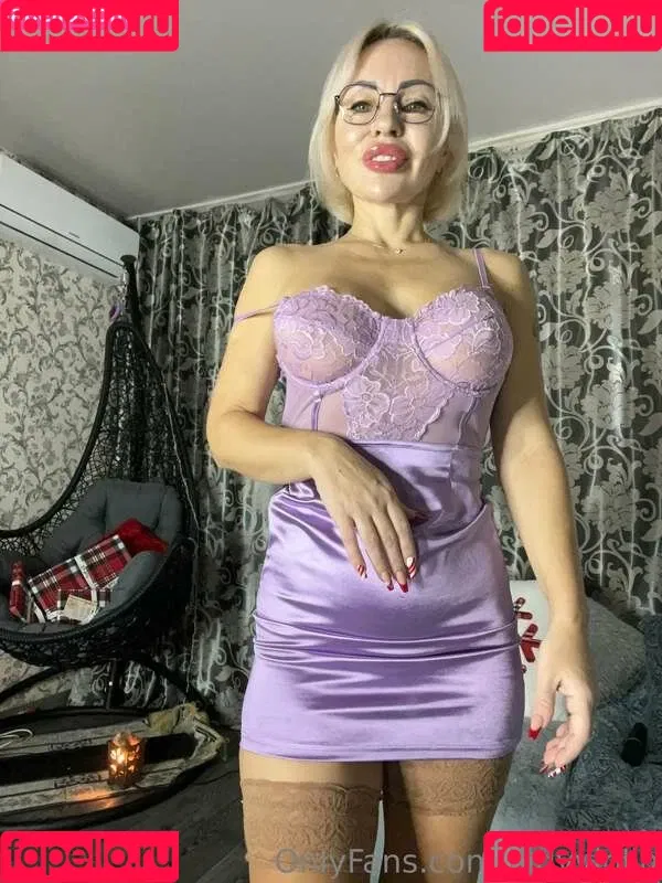 Nessi The Violinist Onlyfans Photo Gallery 
