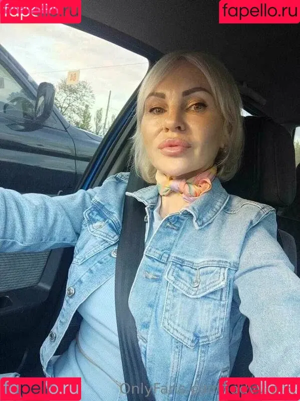 Nessi The Violinist Onlyfans Photo Gallery 