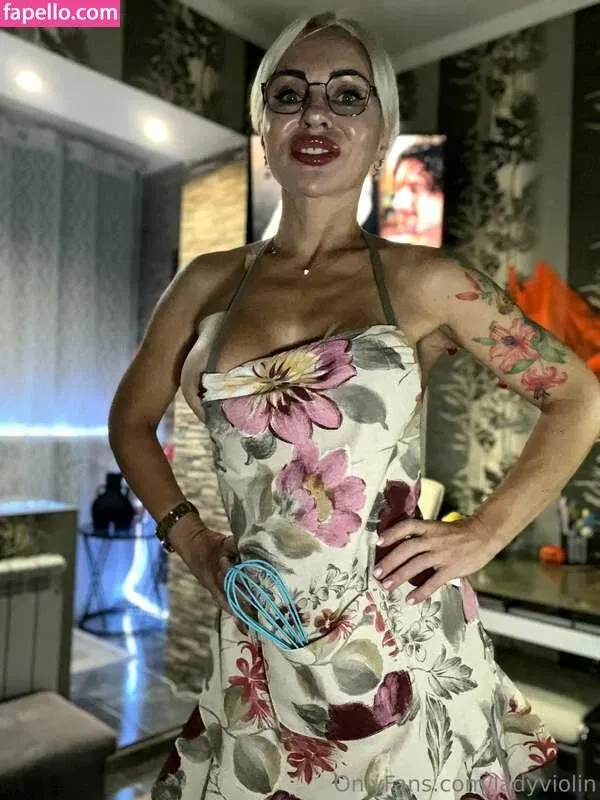 Nessi The Violinist Onlyfans Photo Gallery 