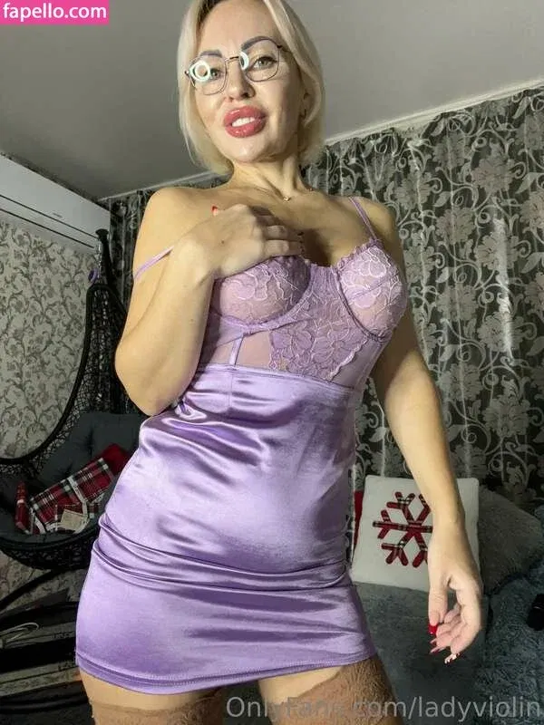 Nessi The Violinist Onlyfans Photo Gallery 