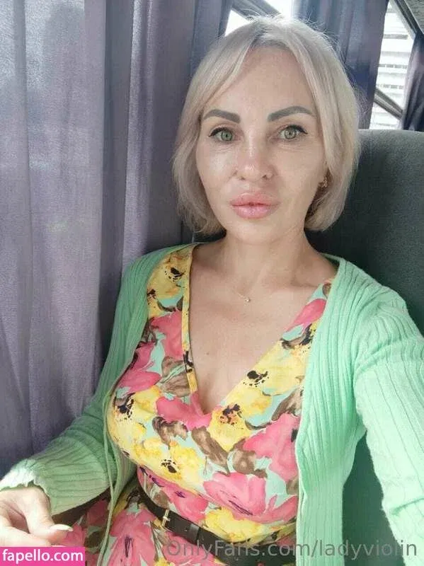 Nessi The Violinist Onlyfans Photo Gallery 