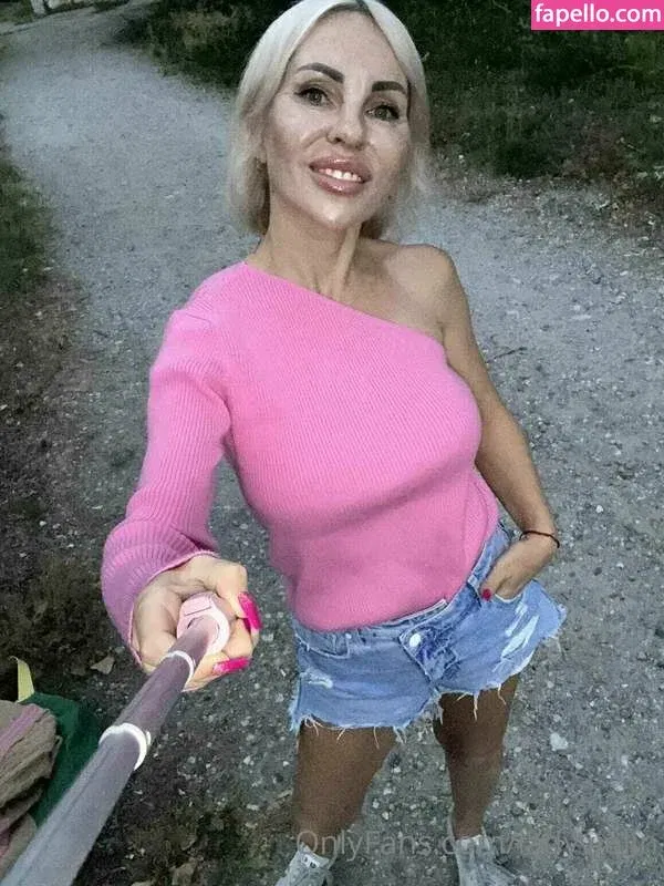 Nessi The Violinist Onlyfans Photo Gallery 