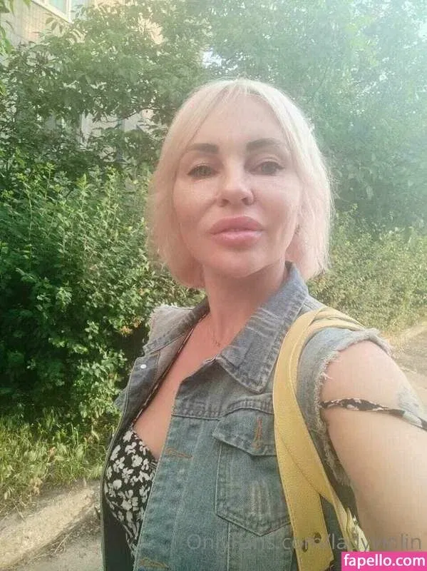 Nessi The Violinist Onlyfans Photo Gallery 