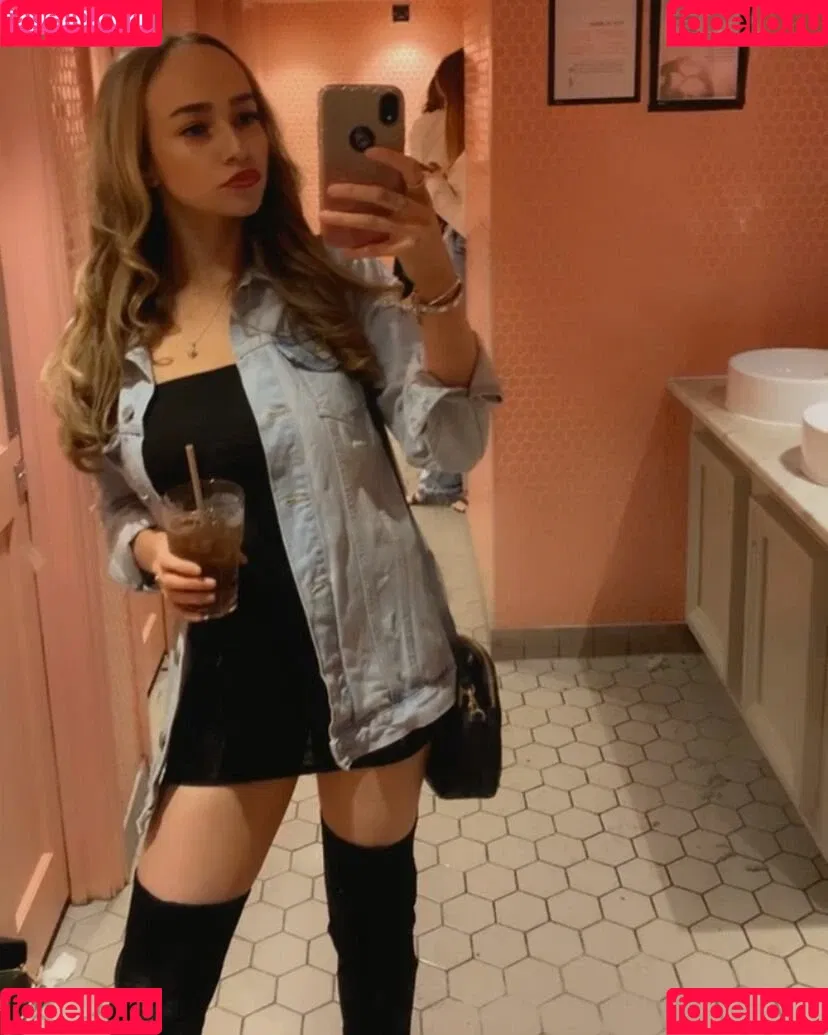 Victoria Hillyard Onlyfans Photo Gallery 