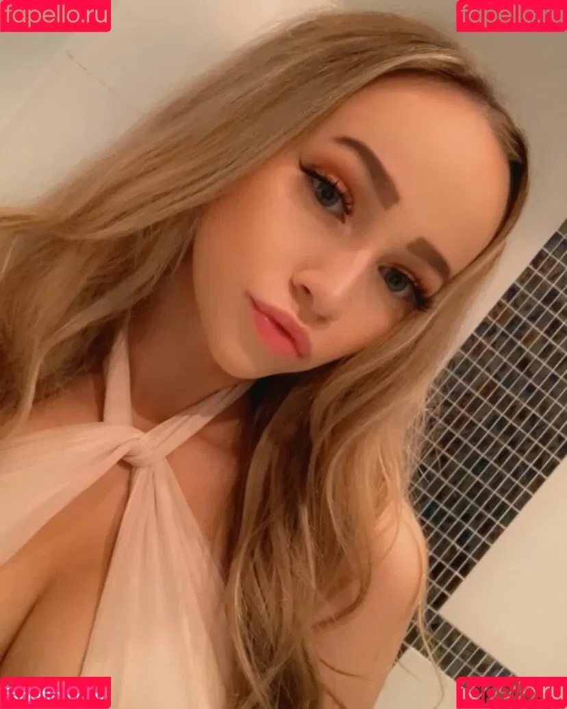 Victoria Hillyard Onlyfans Photo Gallery 