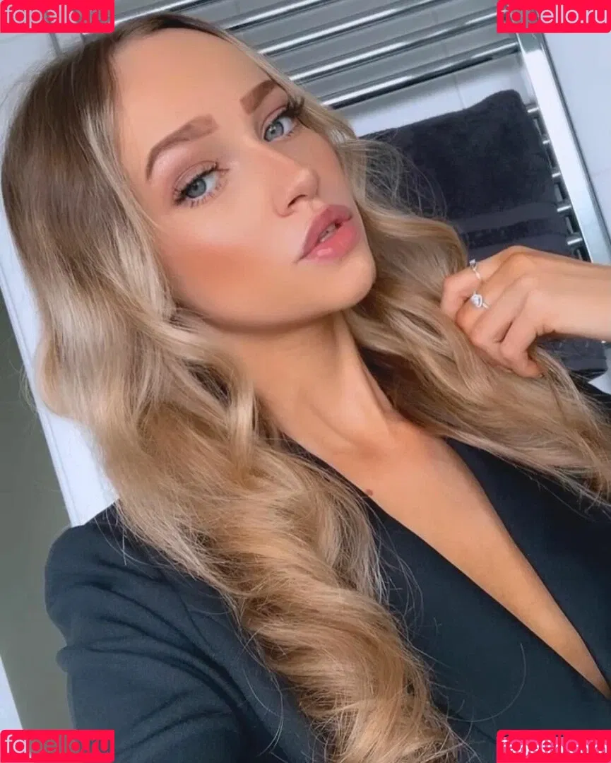 Victoria Hillyard Onlyfans Photo Gallery 