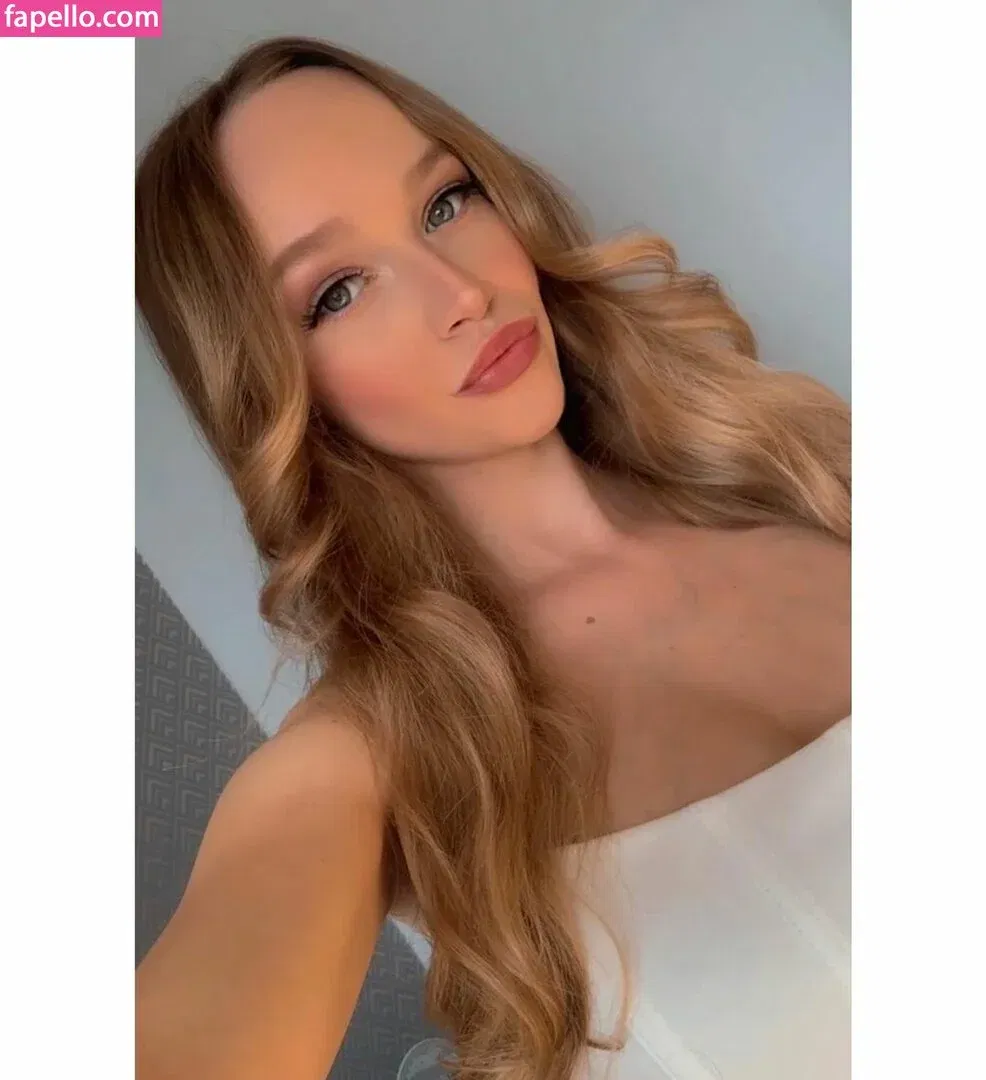 Victoria Hillyard Onlyfans Photo Gallery 