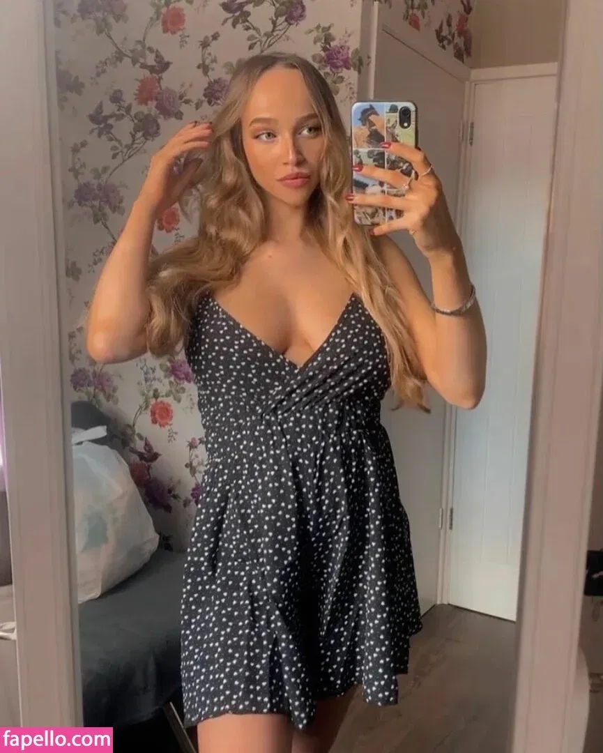 Victoria Hillyard Onlyfans Photo Gallery 