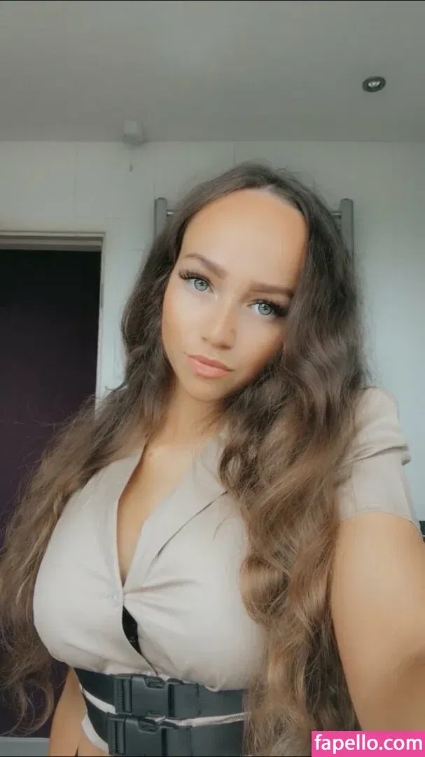 Victoria Hillyard Onlyfans Photo Gallery 